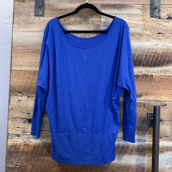 EUC & RARE! - Lucy - Long Sleeve Dolman Top w/ Rib Trim - Cobalt Blue - M - Picture 2 of 6